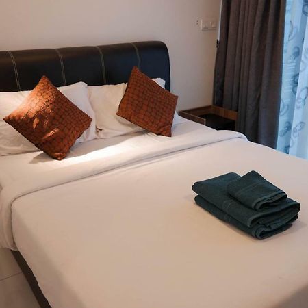Summersuites By Ag Vacation Wifi Twin Tower Kuala Lumpur Esterno foto